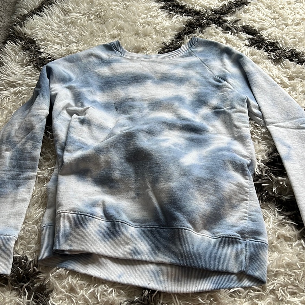 black/blue and white tie dye crewneck